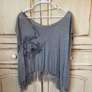 Wide neck top. Cap sleeves with braided detail